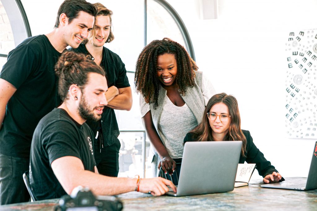 As vantagens de acelerar sua startup com uma Corporate Venture